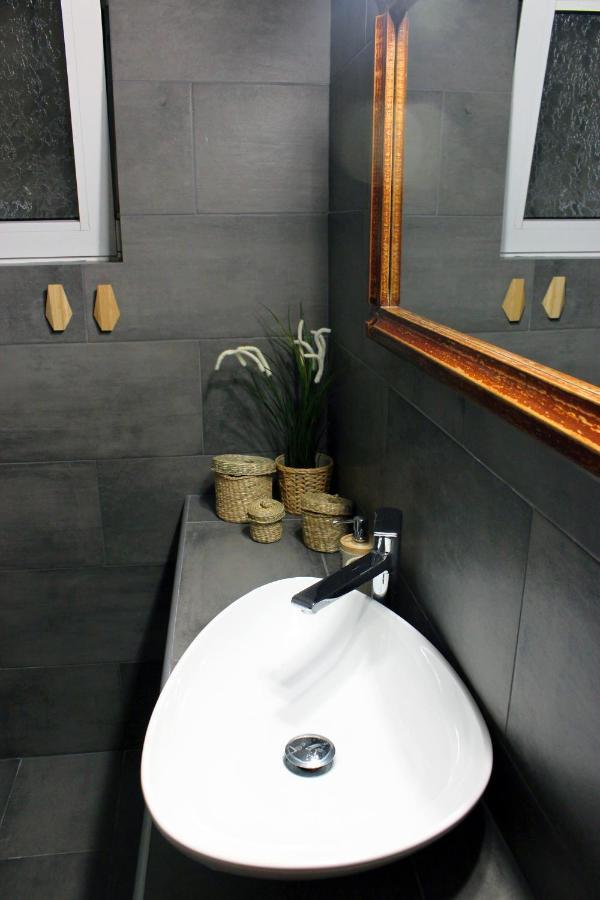 Homel Rocks -Elegant Apt 2Bd -Amazing Garden View Kalabáka Exterior foto
