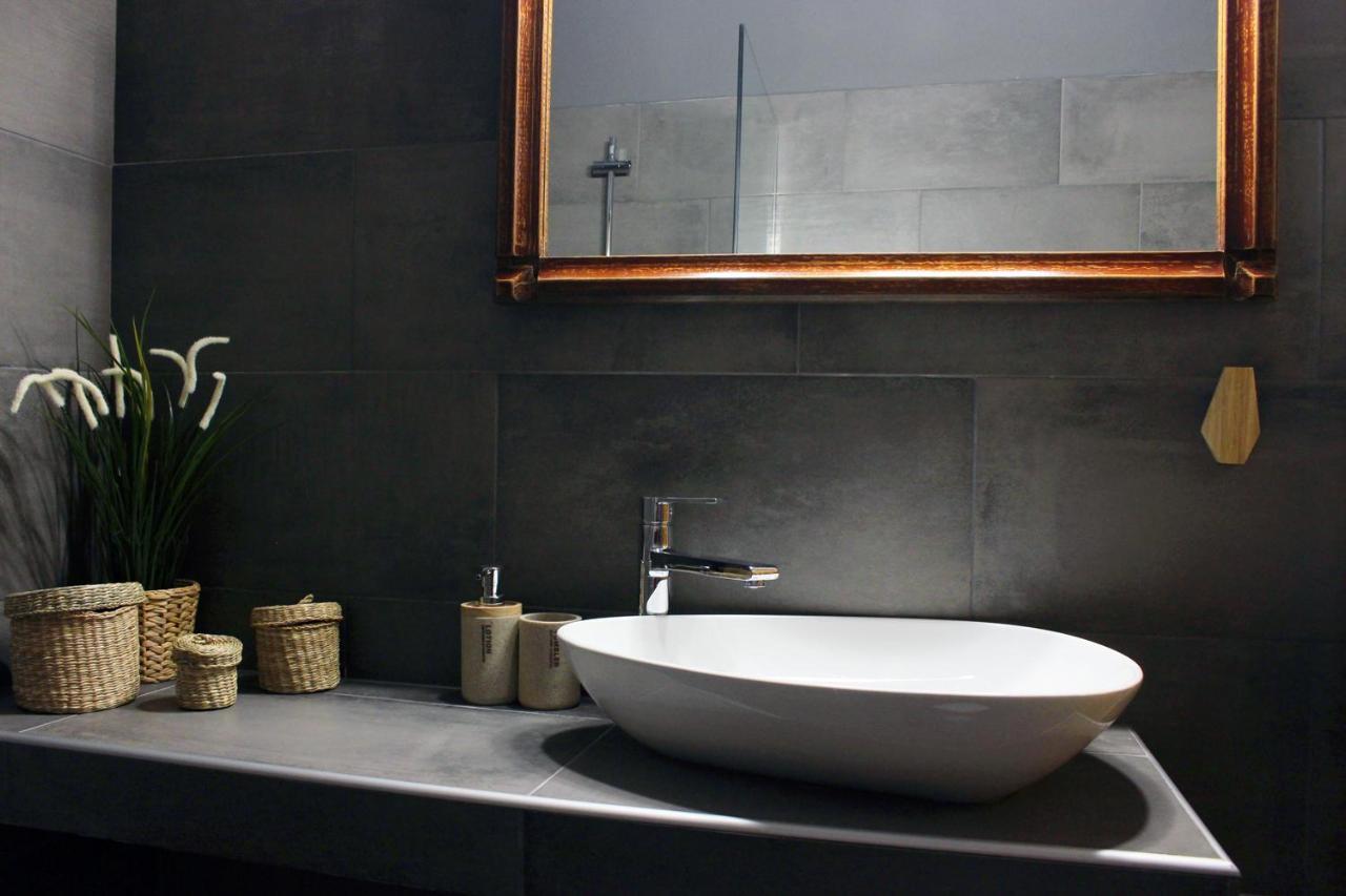Homel Rocks -Elegant Apt 2Bd -Amazing Garden View Kalabáka Exterior foto